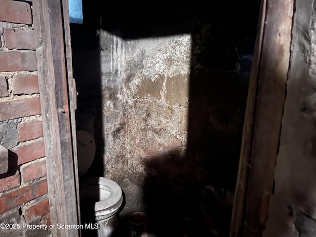 826 N Main St, Forest City, PA 18421 - bathroom with toilet