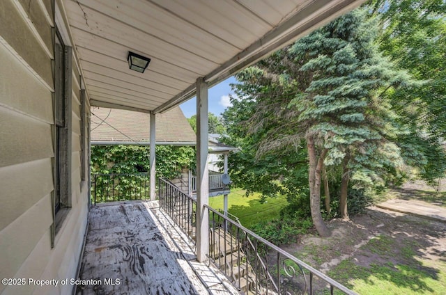 1725 Cedar Ave, Scranton, PA 18505 - view of covered porch