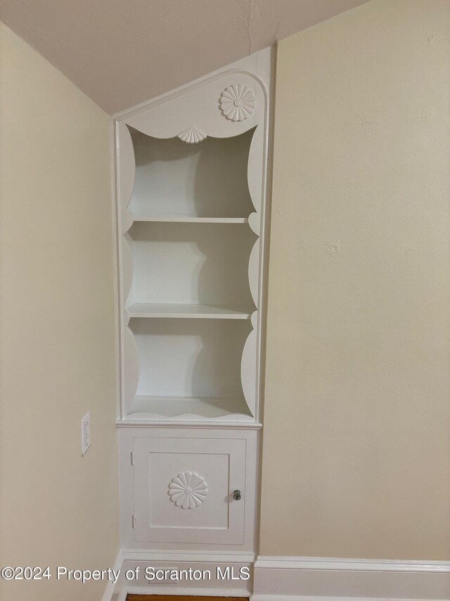 interior details with baseboards
