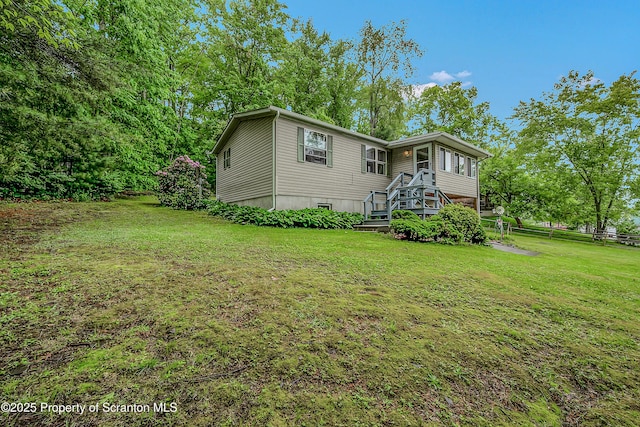 13 Hillside St Unit L 25, Nicholson, PA 18446 - view of front facade with a front yard