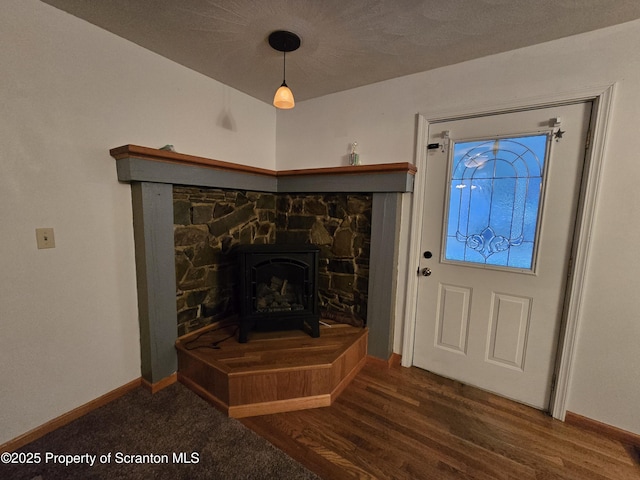 interior details with hardwood / wood-style floors