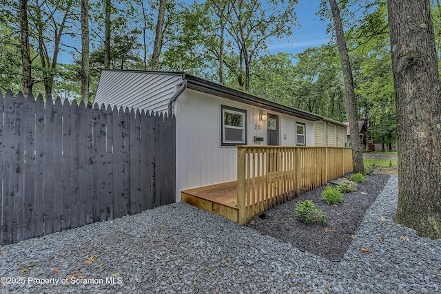 28 Holland Rd, Hawley, PA 18428 - view of property exterior