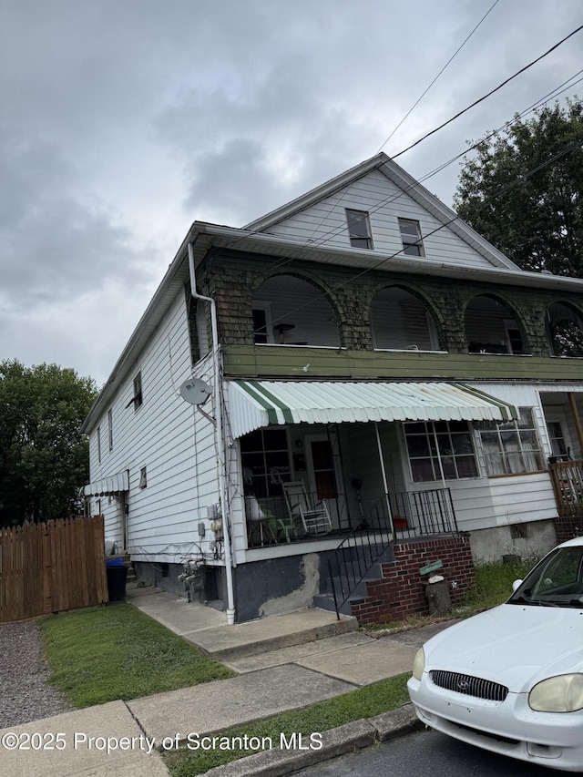 527 Shawnee St, Hanover Twp, PA 18706 - photo 1