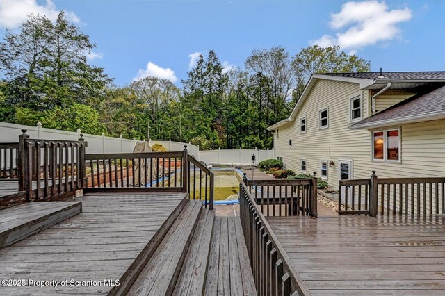 71 Pumphouse Rd, Jefferson Twp, PA 18436