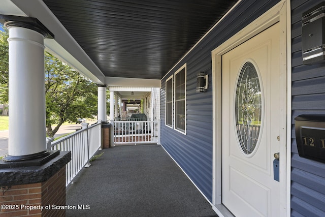 1210 N N Main Ave, Scranton, PA 18508 - doorway to property featuring a porch