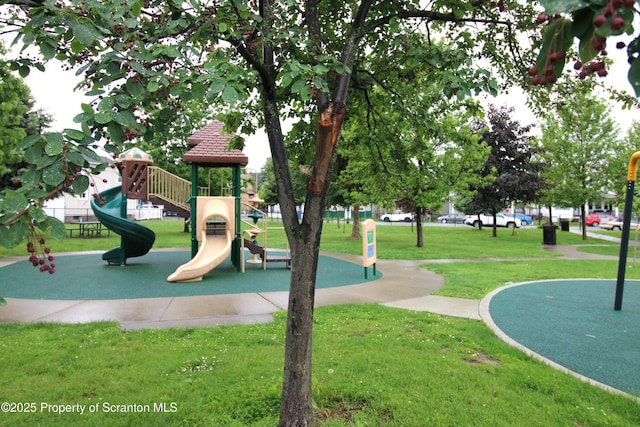 528 Hemlock St, Scranton, PA 18505 - community playground featuring a lawn