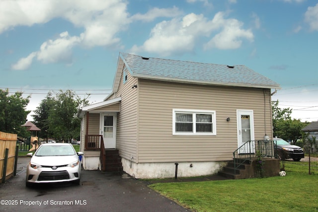 528 Hemlock St, Scranton, PA 18505 - view of front of house with a shingled roof