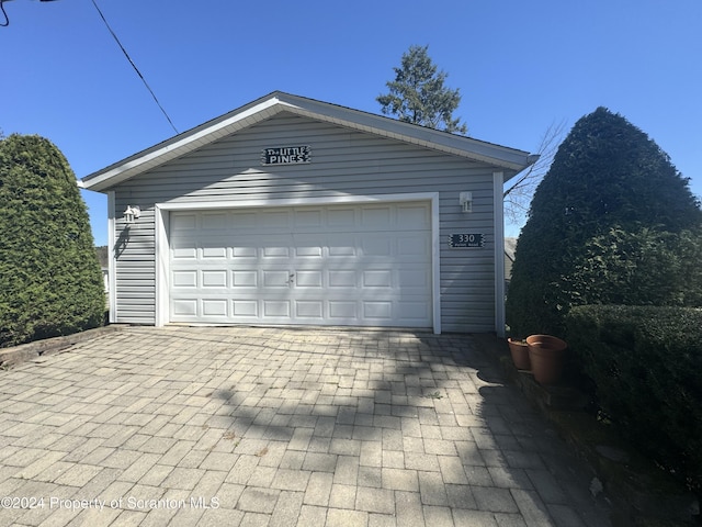 view of detached garage