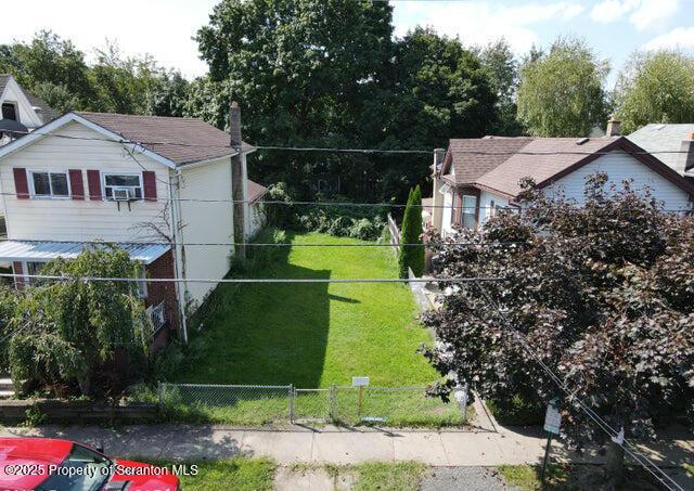 42 W Hollenback Ave, Wilkes-Barre, PA 18702
