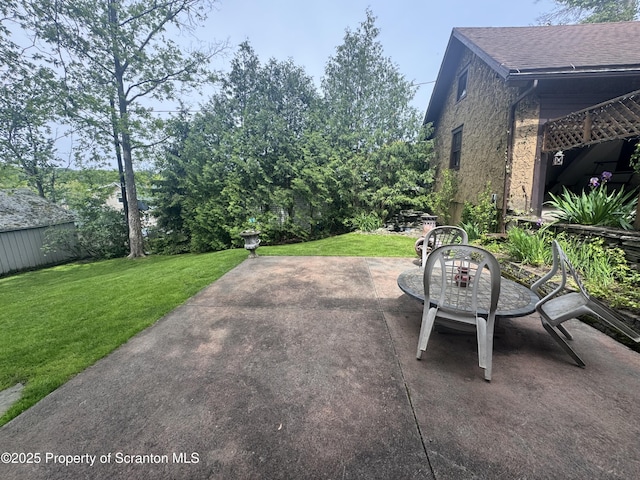 113 Claremont Ave, Clarks Summit, PA 18411 - view of patio / terrace