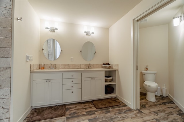 18515 Dream Catcher, Garfield, AR 72732 - bathroom with double sink, toilet, and large vanity