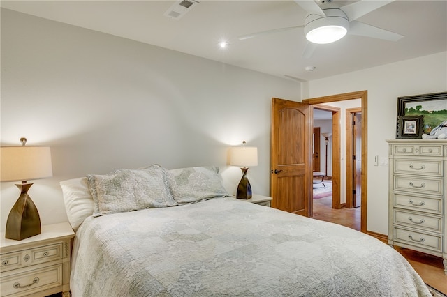 bedroom featuring ceiling fan