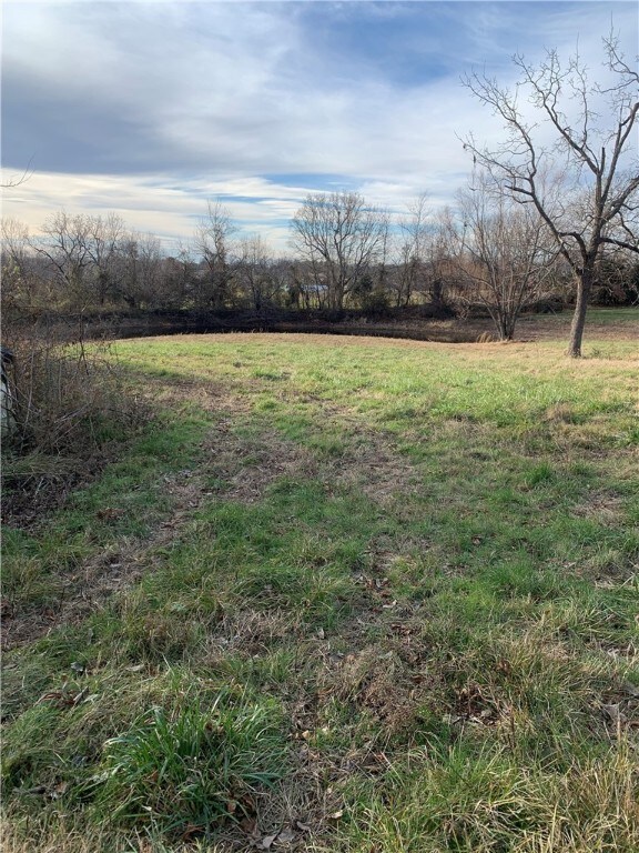 987 Elk Rd, Bentonville, AR 72713
