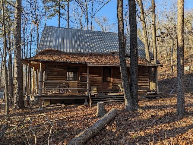 view of front of home featuring covered porch