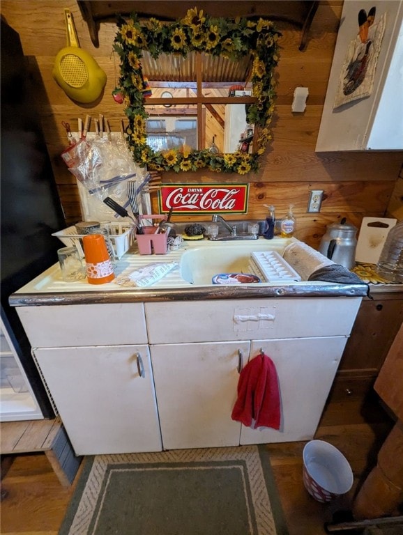 kitchen featuring white cabinetry