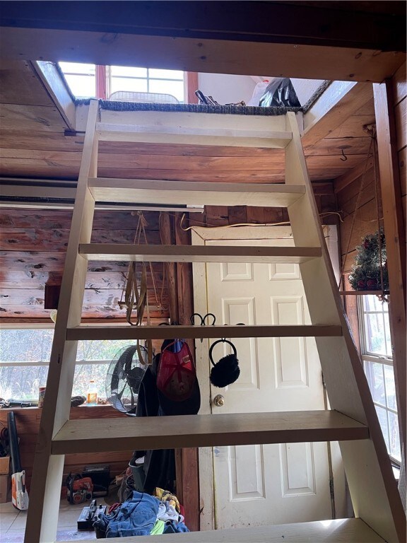 18995 Skylight Mountain Rd, Canehill, AR 72717 - interior details with a skylight