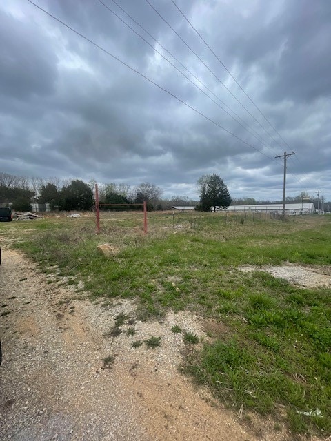 Listing photo 3 for 19195 US-62 Hwy, Garfield AR 72732