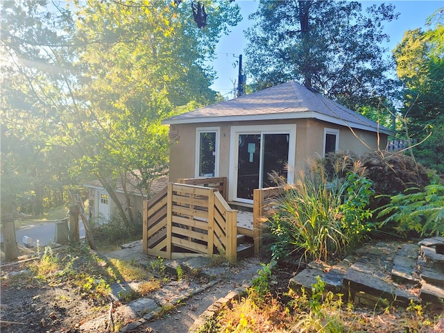 view of shed / structure