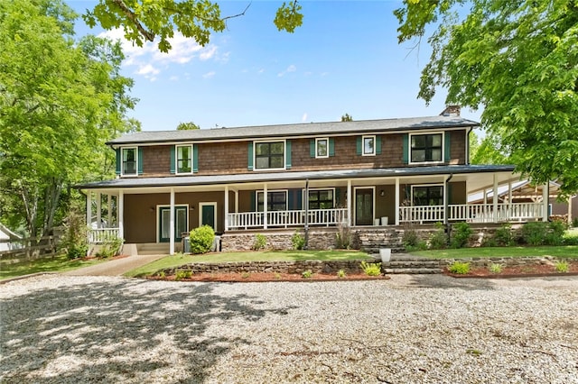 view of front of property featuring a porch