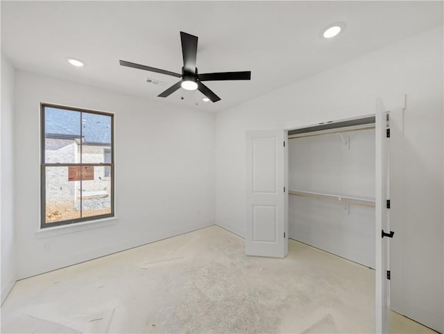 unfurnished bedroom featuring a closet and ceiling fan