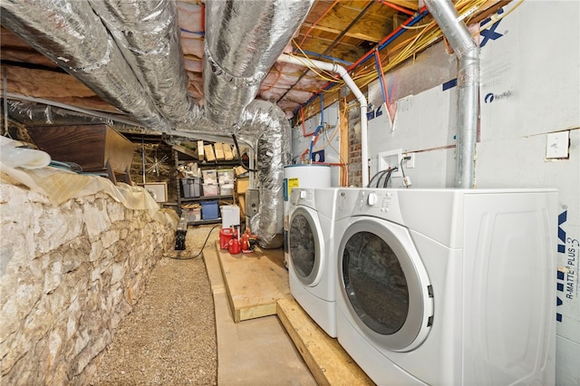 washroom featuring washer and clothes dryer