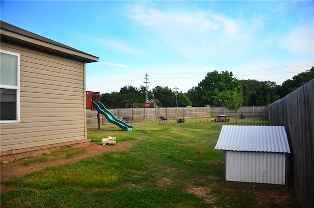 view of yard featuring a playground