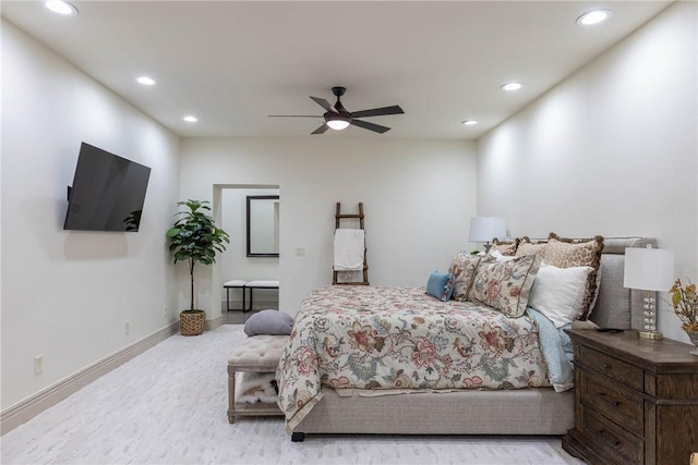 bedroom featuring ceiling fan