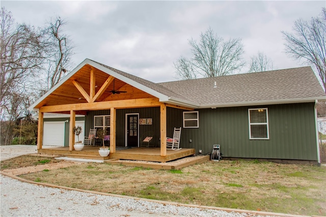 view of front of property with a porch and ceiling fan