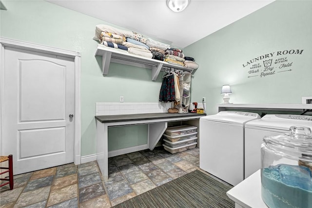 laundry room with washing machine and clothes dryer