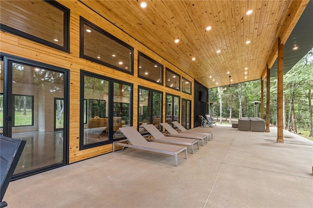 view of patio featuring an outdoor hangout area