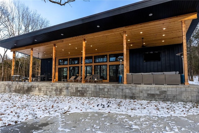 view of community with outdoor lounge area