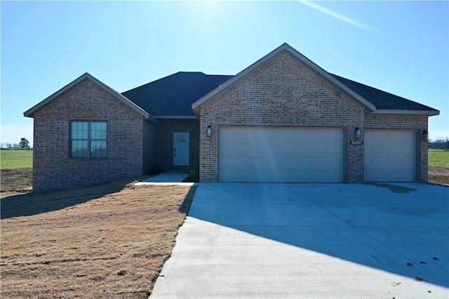 view of front facade with a garage