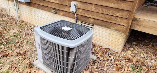 exterior details with central AC