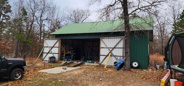 view of outdoor structure