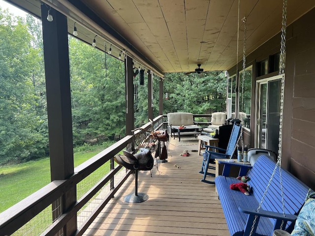 deck featuring ceiling fan