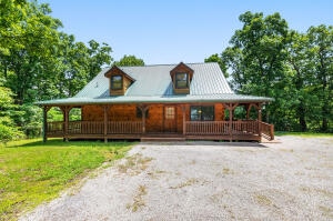 6731 S 7th Hwy, Jasper AR, 72641, 2 bedrooms, 2.5 baths house for sale