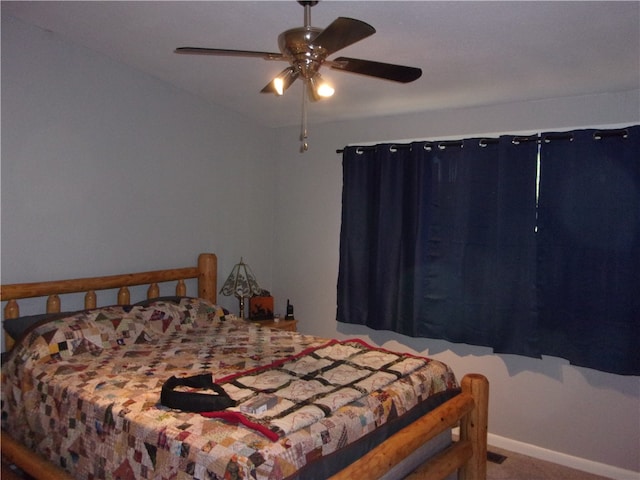 bedroom with carpet flooring and ceiling fan