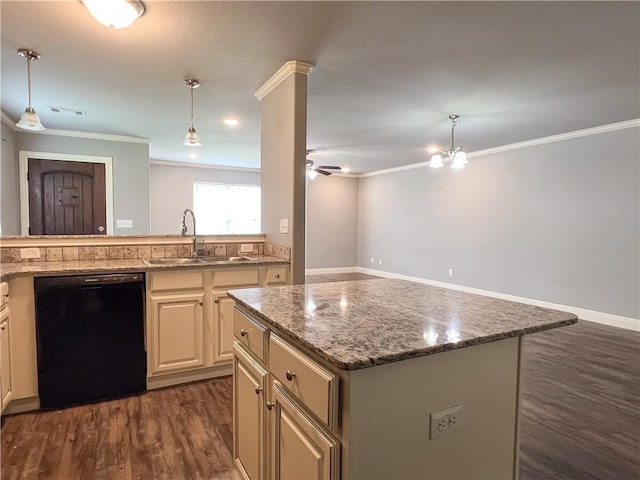 kitchen featuring ceiling fan, cream cabinets, a sink, black dishwasher, and dark wood-style floors