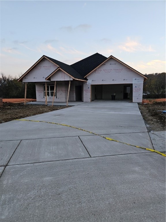 view of front of home with a garage