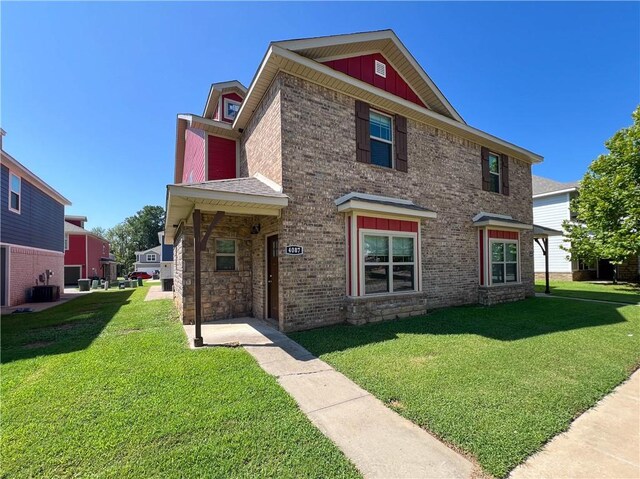 exterior space featuring a front yard