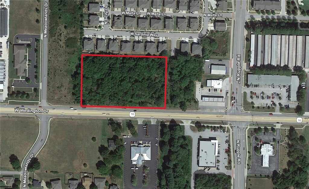 765-16234-000 W Wedington Dr, Fayetteville, AR 72704 - photo 1