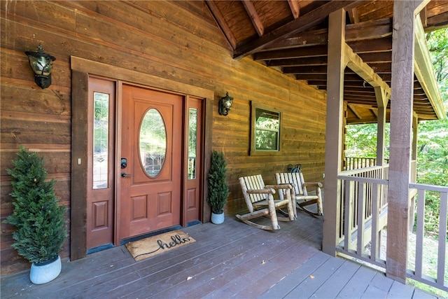 entrance to property with covered porch