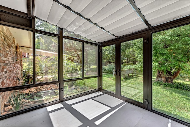 view of unfurnished sunroom