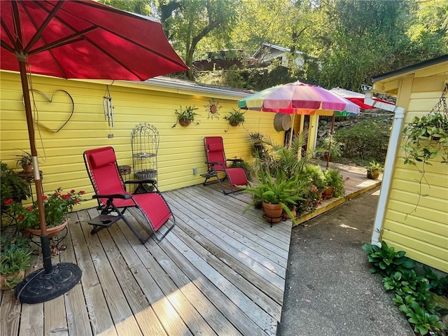 view of wooden deck