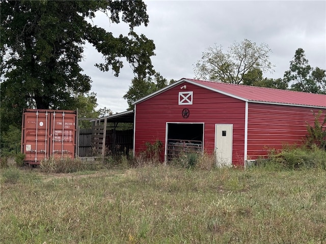 Listing photo 3 for 524 County Road 452, Berryville AR 72616