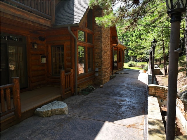 view of patio / terrace featuring covered porch