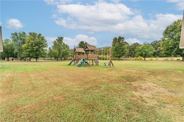 view of play area featuring a yard