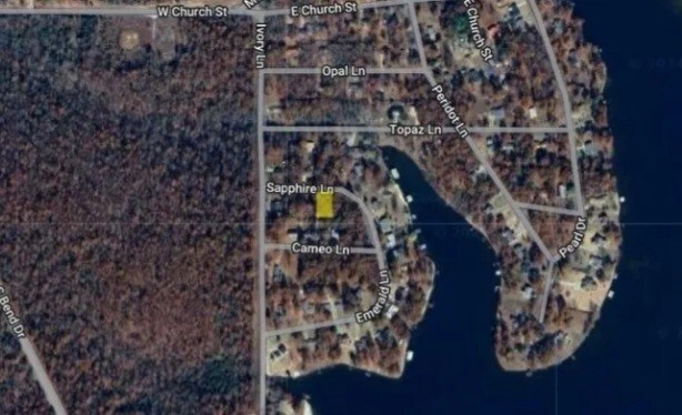 Listing photo 3 for 107 Sapphire Ln, Horseshoe Bend AR 72512