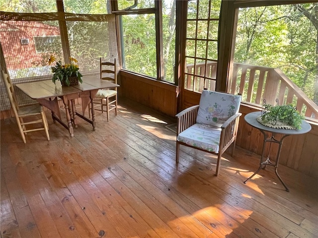 15 Linwood Ave, Eureka Springs, AR 72632 - view of sunroom