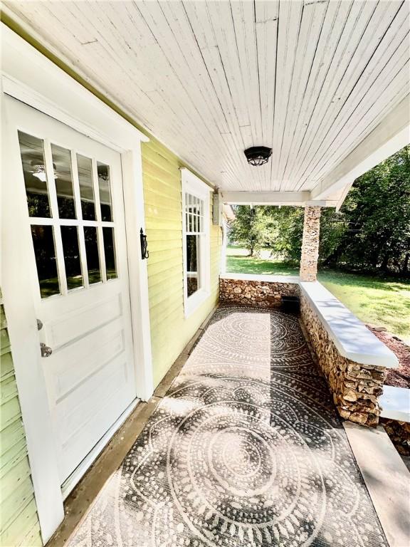 553 Circle Dr, Western Grove, AR 72685 - photo 4